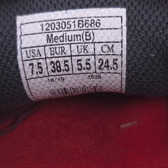 Brooks Ghost 12 Athletic Lace Up Running Shoe Womens Size 7.5 1203051B686 Red - Picture 10 of 10